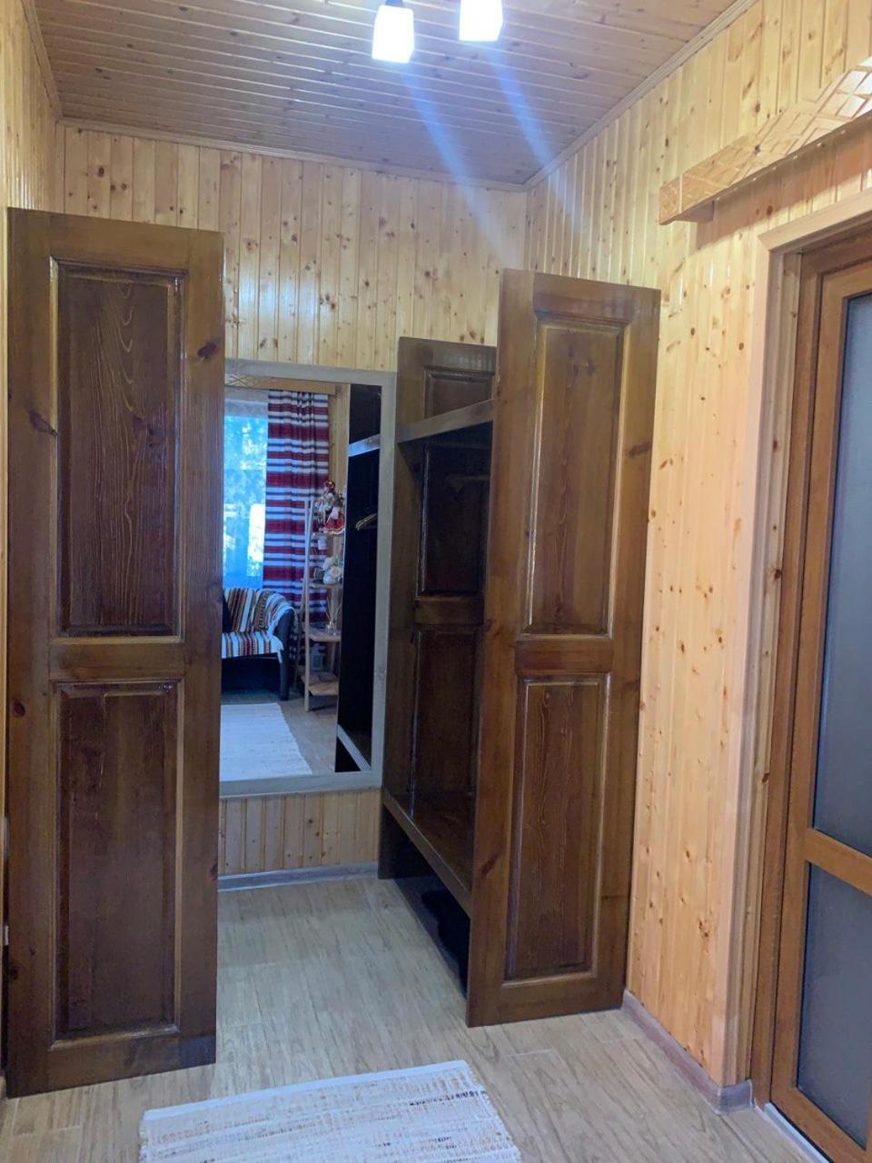 Світанкове Сяйво Βίλα Γιαρέμτσε Εξωτερικό φωτογραφία